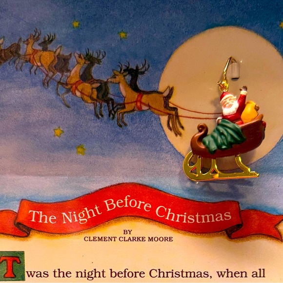 The Night Before Christmas Display by Hallmark - Picture 1 of 11